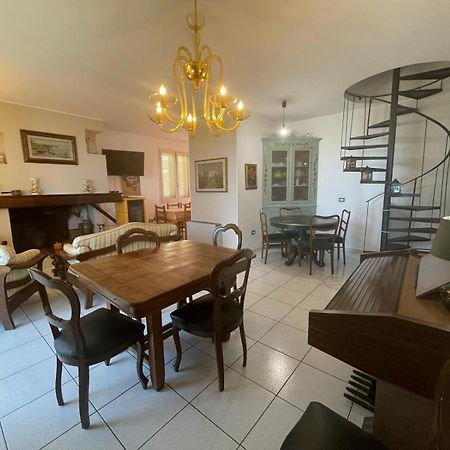 Villa In Collina Vista Mare Roseto Degli Abruzzi Εξωτερικό φωτογραφία